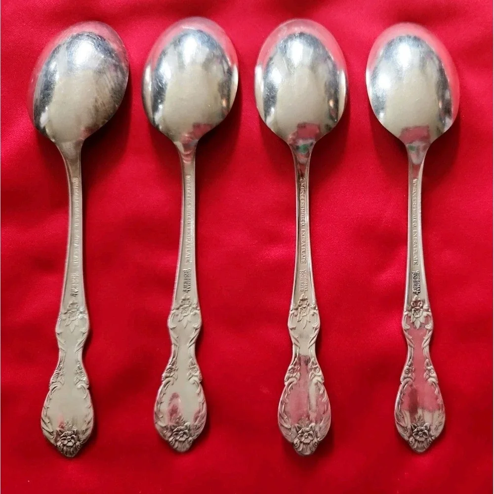 Lot of 4 Wm Rogers Grand Elegance International Silverplate 1959 Teaspoons 6in